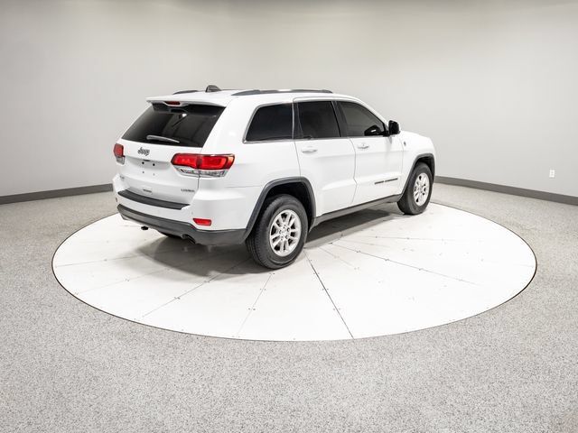 Used 2020 Jeep Grand Cherokee Laredo AWD/4WD image 29
