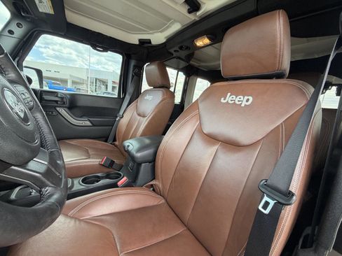 Used 2017 Jeep Wrangler Unlimited Sport w/ Quick Order Package 24S AWD/4WD image 14