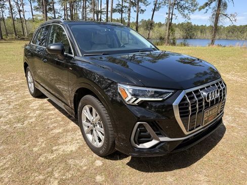 Used 2024 Audi Q3 2.0T Premium image 7