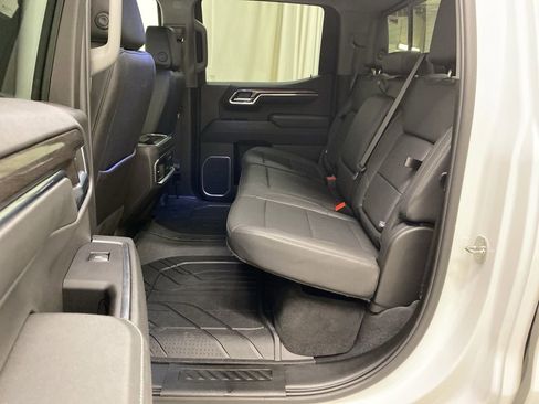 Used 2024 Chevrolet Silverado 1500 LTZ w/ LTZ Premium Package image 16