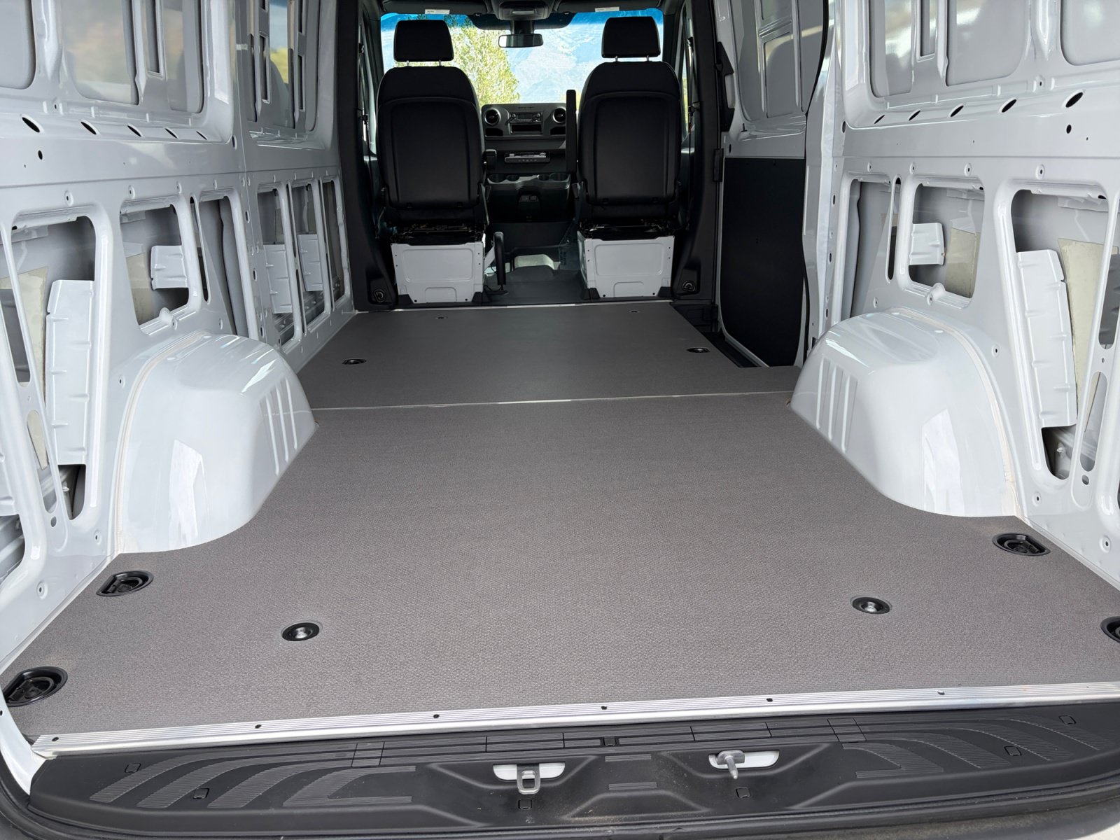 New 2025 Mercedes-Benz Sprinter 2500 image 34