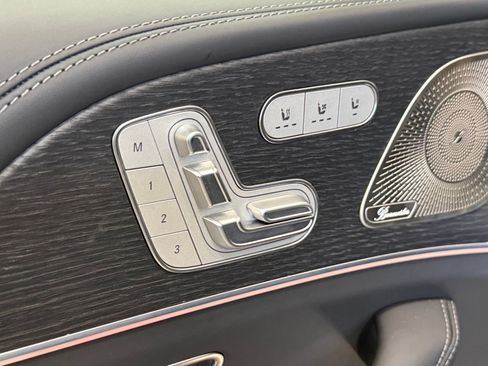 Used 2026 Mercedes-Benz Maybach GLS 600 4MATIC image 10