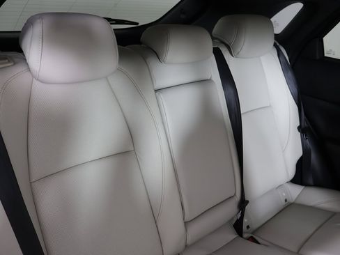 Used 2022 MAZDA CX-30 AWD 2.5 S w/ Premium Package image 32