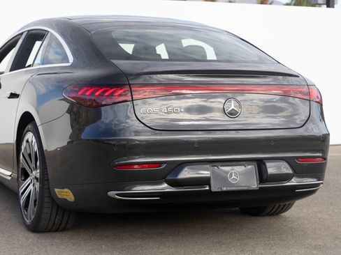 Used 2022 Mercedes-Benz EQS 450+ Sedan image 8