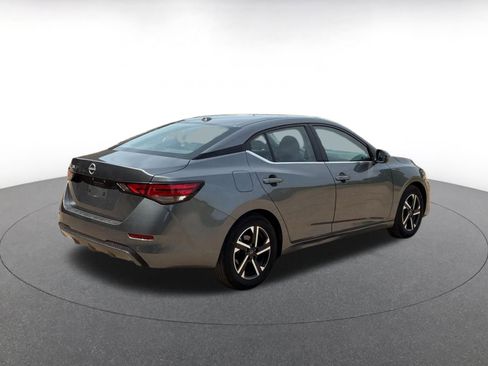 Used 2025 Nissan Sentra SV image 20