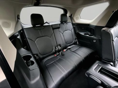Used 2025 Honda Pilot Elite image 20