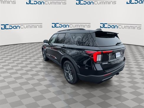 New 2026 Ford Explorer ST-Line image 6