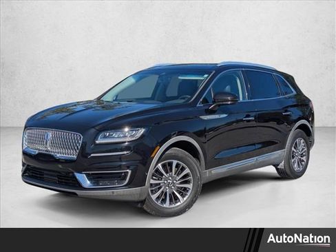 Used 2020 Lincoln Nautilus Reserve image 1