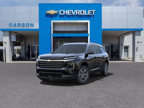 New 2025 Chevrolet Traverse LT w/ Enhanced Driving Package image 8