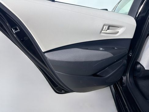 Used 2025 Toyota Corolla LE FWD image 26
