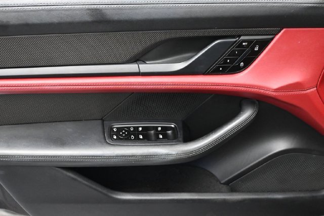 Used 2020 Porsche Taycan 4S AWD/4WD image 8