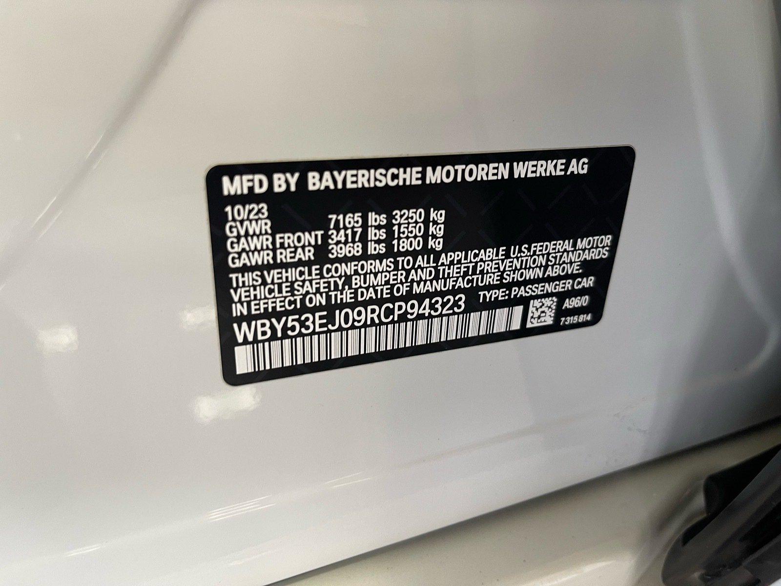 Used 2024 BMW i7 xDrive60 AWD/4WD image 19