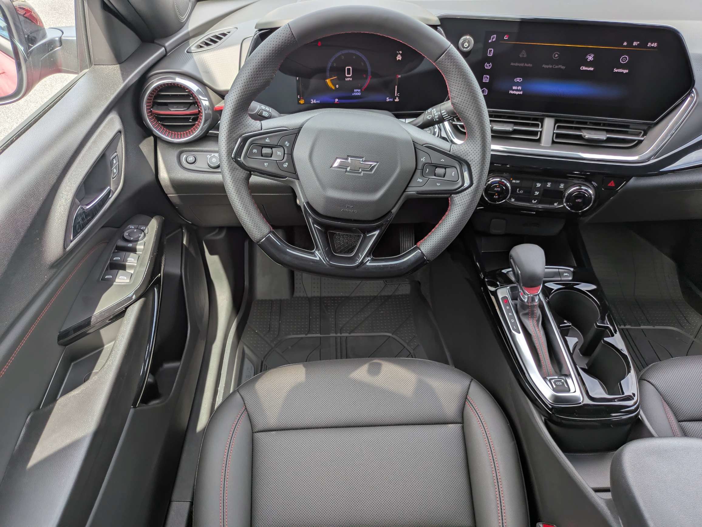 New 2026 Chevrolet Trax RS w/ Driver Confidence Package FWD image 4