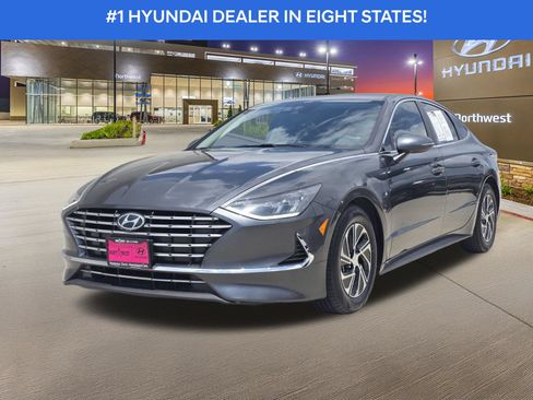 Used 2021 Hyundai Sonata Blue FWD image 2