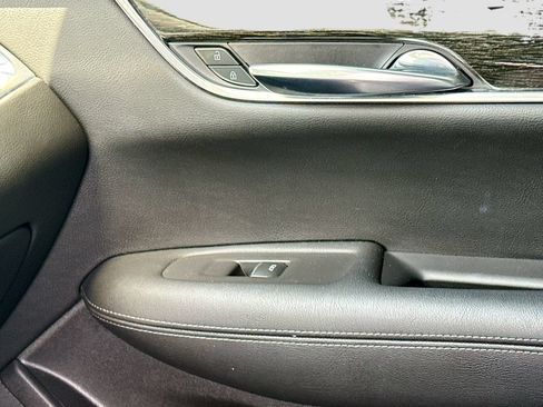 Used 2021 Cadillac XT5 Premium Luxury FWD image 22