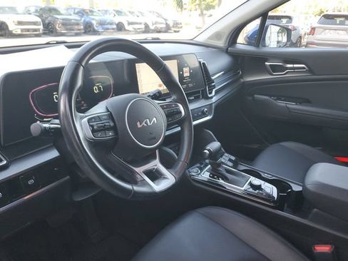 Certified 2023 Kia Sportage EX FWD image 22