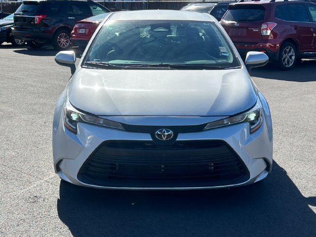 Used 2024 Toyota Corolla LE FWD image 9