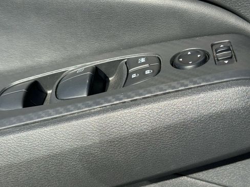 Used 2024 Nissan Altima 2.5 SV image 20