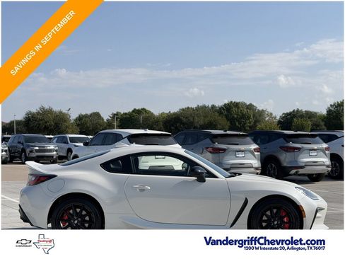 Used 2025 Toyota GR86 Premium w/ Performance Package RWD image 3