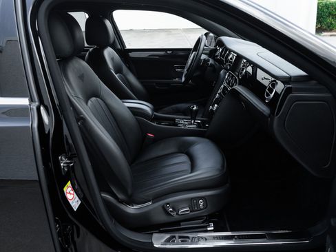 Used 2015 Bentley Mulsanne image 19