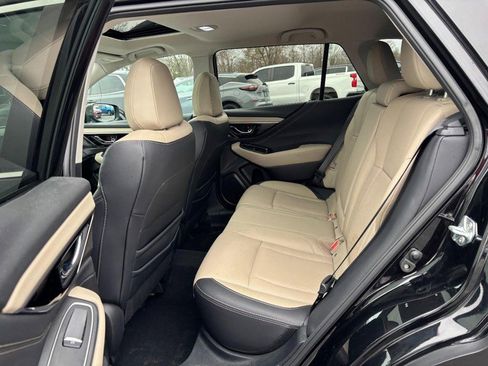 Used 2023 Subaru Outback Limited image 10