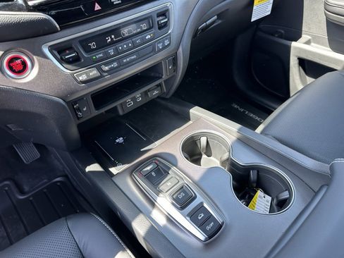 New 2025 Honda Ridgeline RTL+ image 32