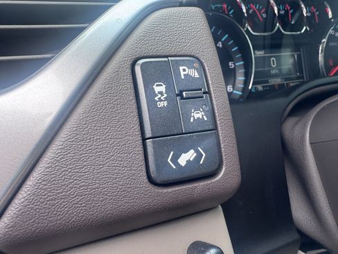 Used 2016 Chevrolet Tahoe LT AWD/4WD image 26