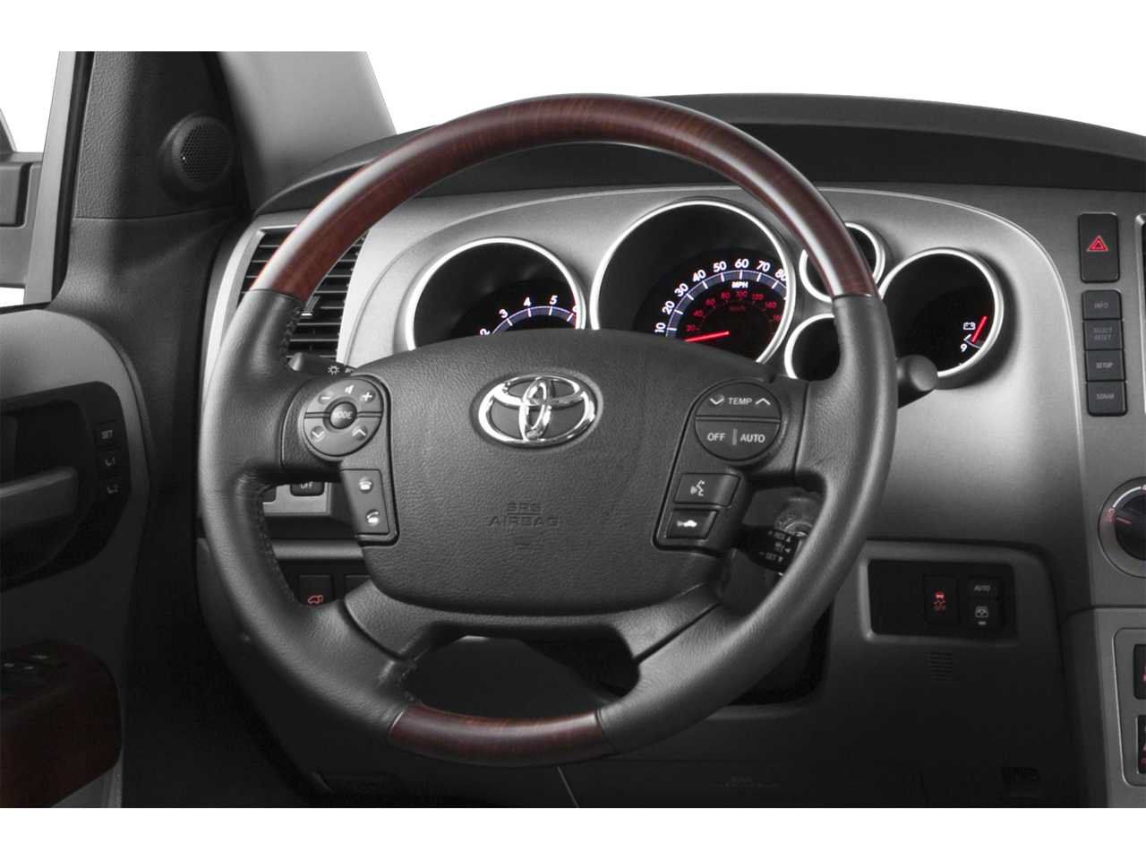 Used 2015 Toyota Sequoia Platinum AWD/4WD image 4
