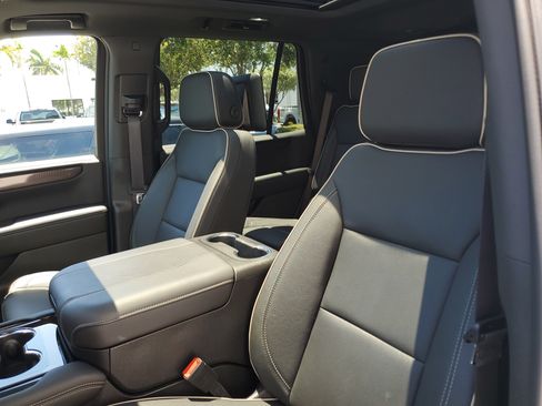 Used 2026 GMC Yukon Elevation w/ Elevation Premium Package RWD image 21