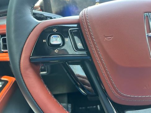 Used 2026 Lincoln Aviator Reserve w/ Luxury Package AWD/4WD image 28