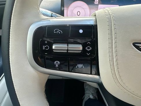 Certified 2026 Genesis GV80 3.5T Prestige AWD/4WD image 9