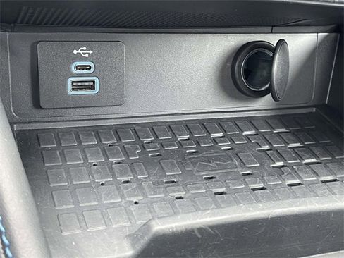 Used 2024 Ford Mustang Dark Horse image 20