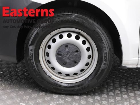 Used 2022 Mercedes-Benz Metris image 28