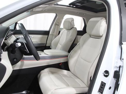 Certified 2024 Genesis GV70 2.5T w/ Advanced Package image 5