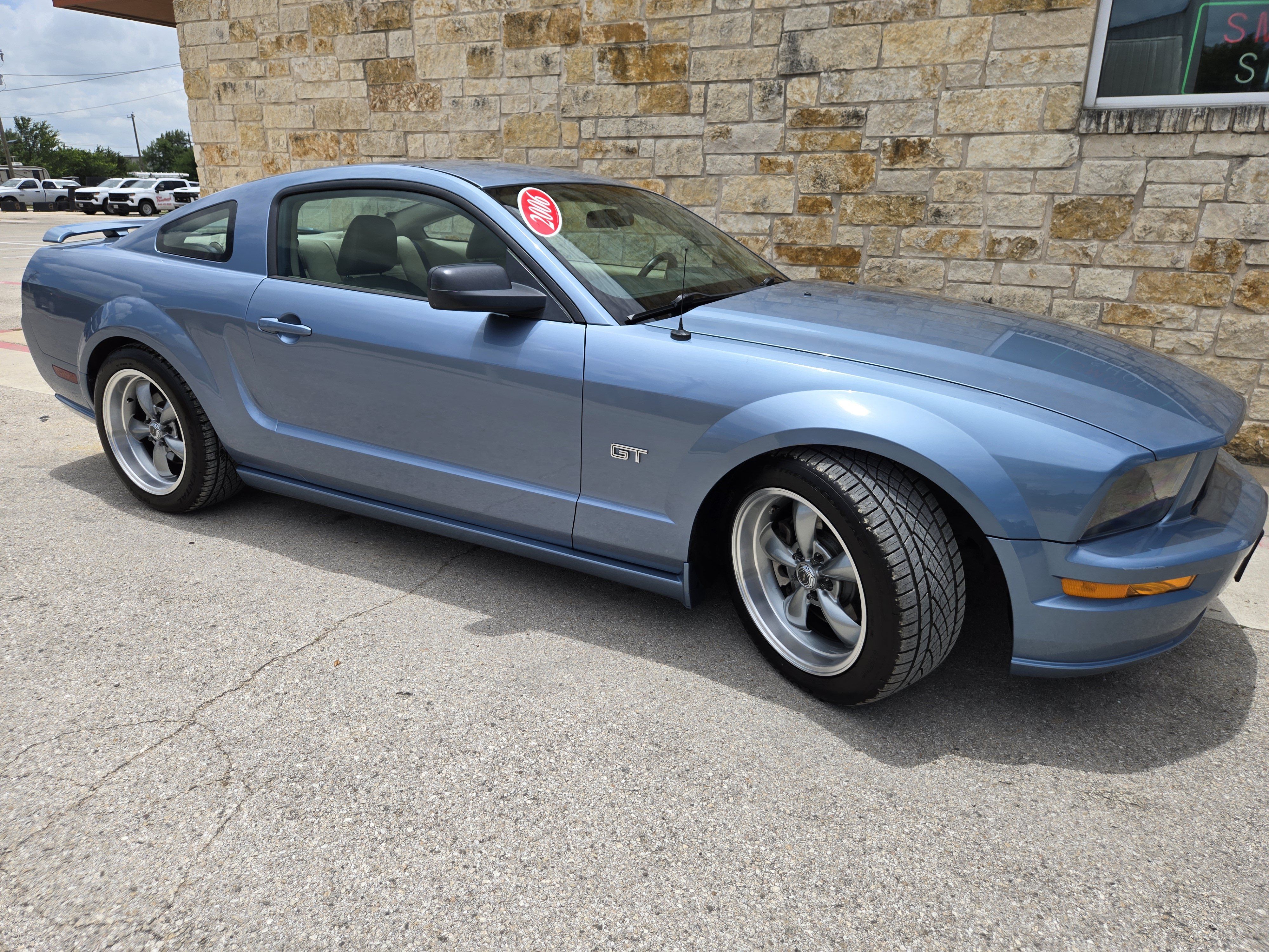 Used 2006 Ford Mustang GT RWD image 16