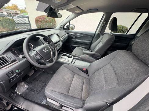 Used 2022 Honda Ridgeline Sport image 10