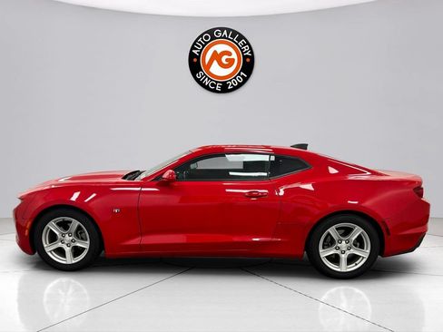 Used 2023 Chevrolet Camaro LT RWD image 4