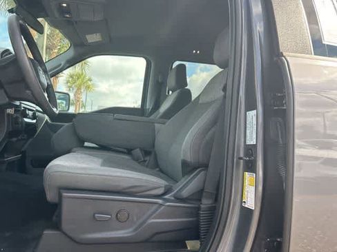 Used 2023 Ford F150 XLT AWD/4WD image 7