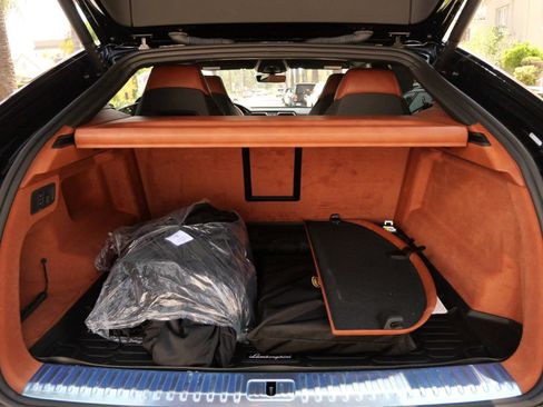 Used 2023 Lamborghini Urus S image 27