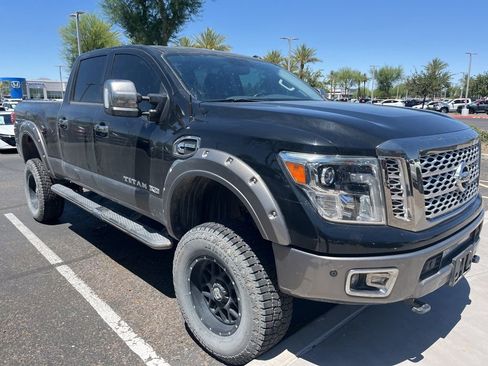Used 2019 Nissan Titan Platinum Reserve w/ Platinum Utility Package AWD/4WD image 3