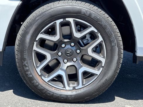 New 2026 RAM 1500 Laramie w/ Advanced Safety Group II AWD/4WD image 24