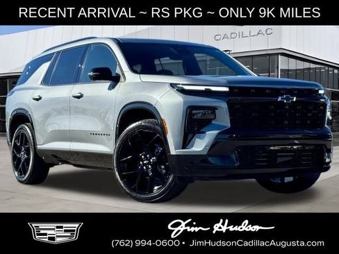 Used 2024 Chevrolet Traverse RS w/ LPO, Floor Liner Package image 1