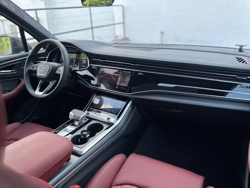 New 2026 Audi SQ7 Prestige AWD/4WD image 16