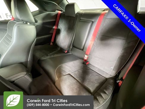 Used 2016 Dodge Challenger SRT Hellcat image 28