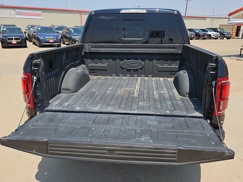 Used 2017 Ford F150 Raptor w/ Equipment Group 801A Mid AWD/4WD image 8