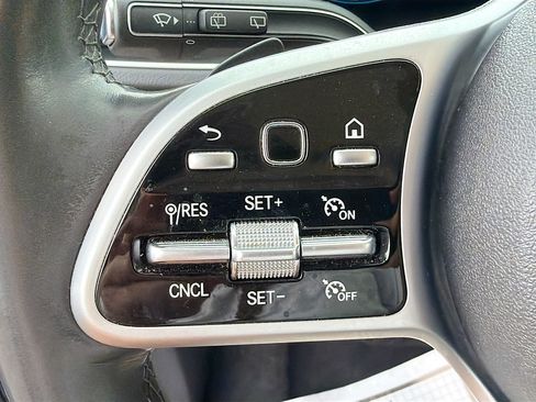 Used 2020 Mercedes-Benz GLE 350 4MATIC image 37