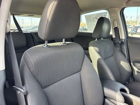 Used 2018 Honda HR-V LX image 22