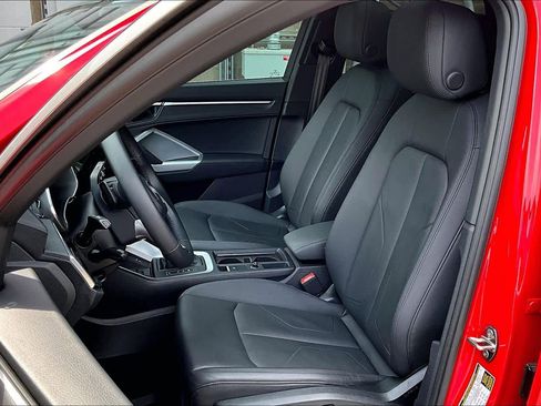 Used 2023 Audi Q3 2.0T Premium Plus image 8
