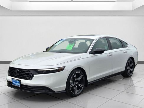 Certified 2024 Honda Accord Sport image 9