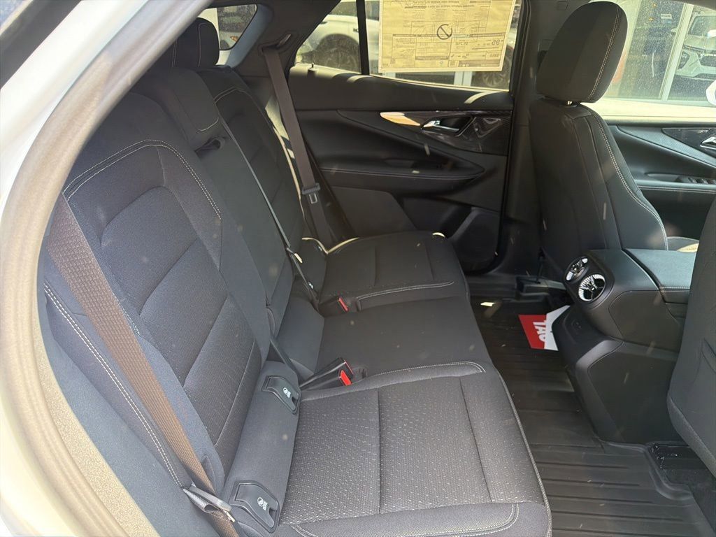 New 2025 Chevrolet Blazer EV LT w/ LPO, All-Weather Mat Package AWD/4WD image 21